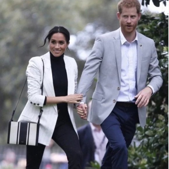 L'AGENCE Brea Blazer in Ivory & Black in Size 2 - Picture 3 of 16